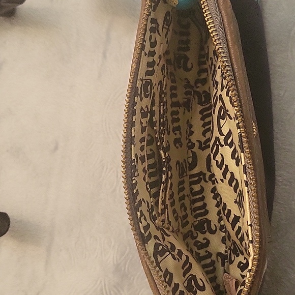 Juicy Couture Wristlet - Picture 8 of 10